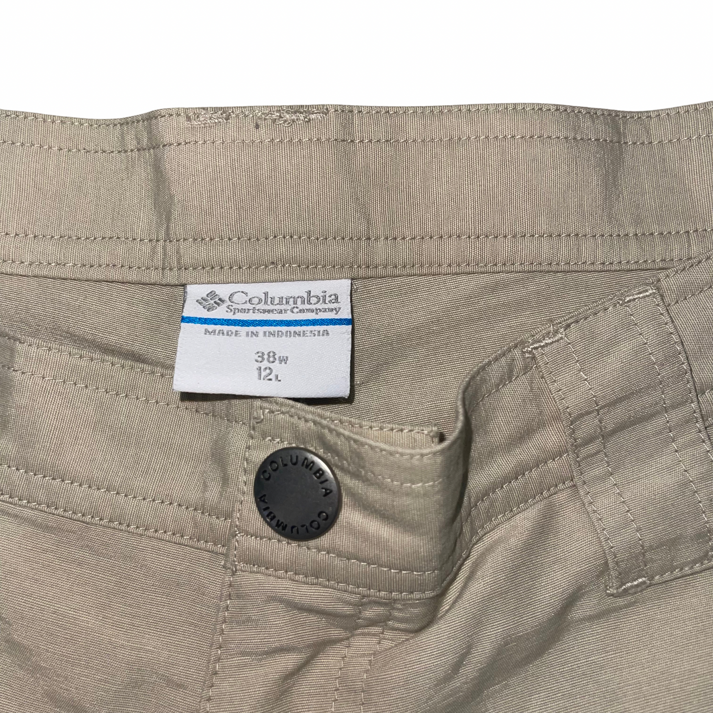 Columbia Beige Shorts